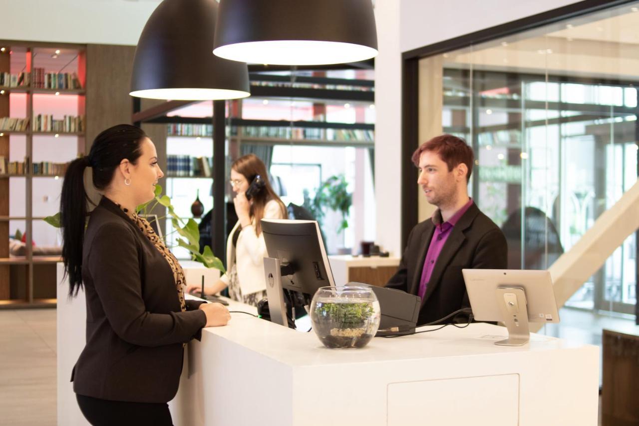 Hotel Mortagne Boucherville Bagian luar foto