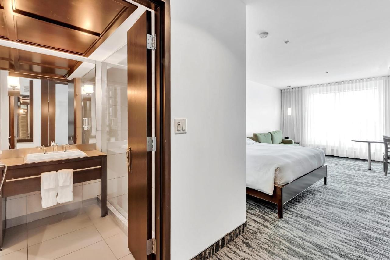 Hotel Mortagne Boucherville Bagian luar foto